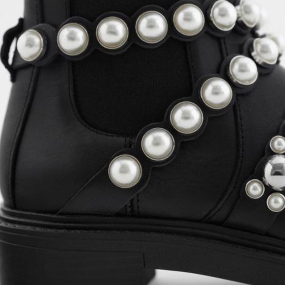NWT RARE Luxury Winter Maximalist Zara Pearl Strap Genuine Leather Ankle Boots - Picture 5 of 17